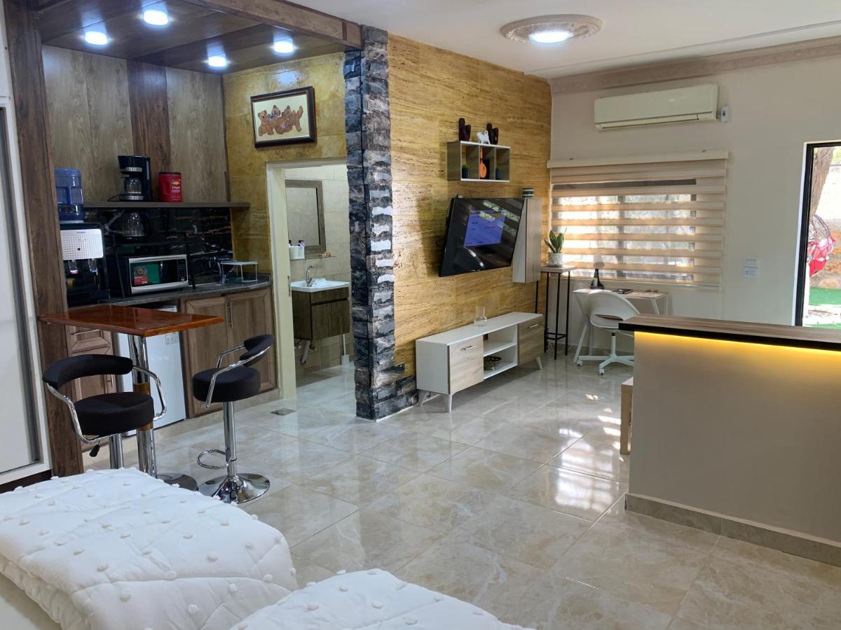 Apartamento Tayoon Host Jarash Exterior foto