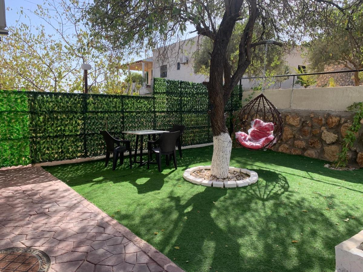 Apartamento Tayoon Host Jarash Exterior foto